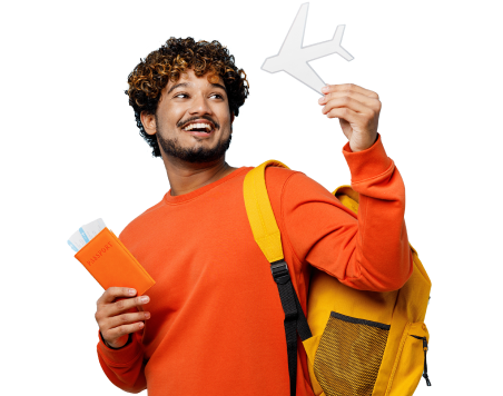 Joven con mochila y pasaporte listo para viajar a España